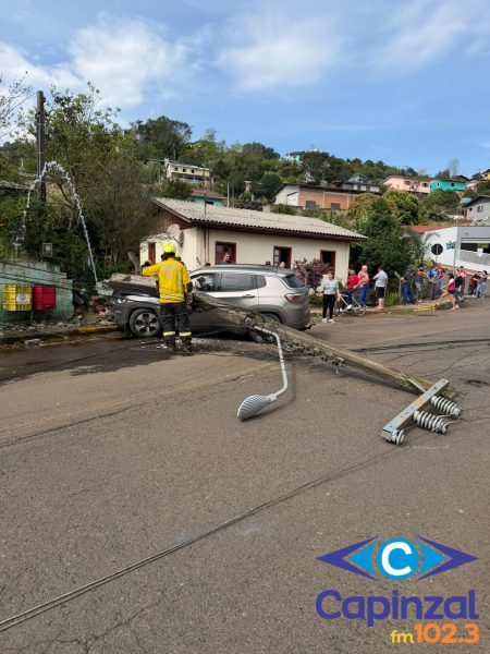 Carro colide contra poste e deixa passageiro ferido em Seara