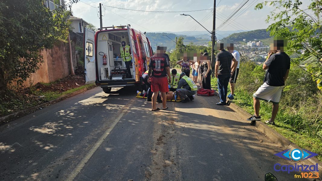 Colisão entre carro e moto deixa motociclista ferido em Capinzal