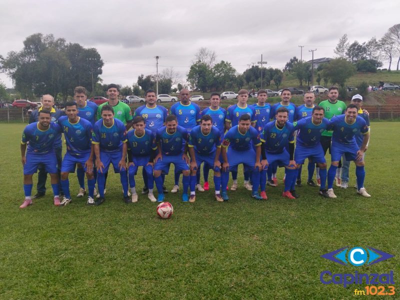 Copa Capinzal de Futebol tem quatro jogos com 19 gols neste domingo