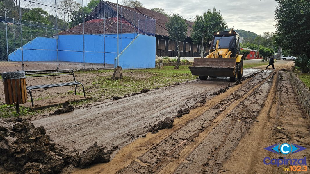 Área de Lazer de Capinzal deve ser liberada até a metade da semana após limpeza