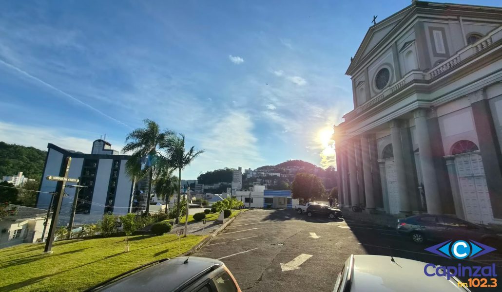 Sexta-feira começa fria, mas fim de semana terá instabilidade e risco de chuva forte na região