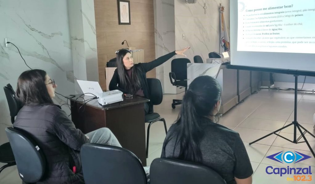 Programa Mamães e Bebês de Ouro promoveu quarto encontro com orientações sobre alimentação na gestação