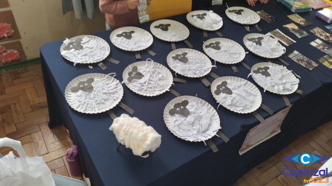 Escola Municipal Frei Crespim realiza Mostra do Conhecimento sobre animais e meio ambiente