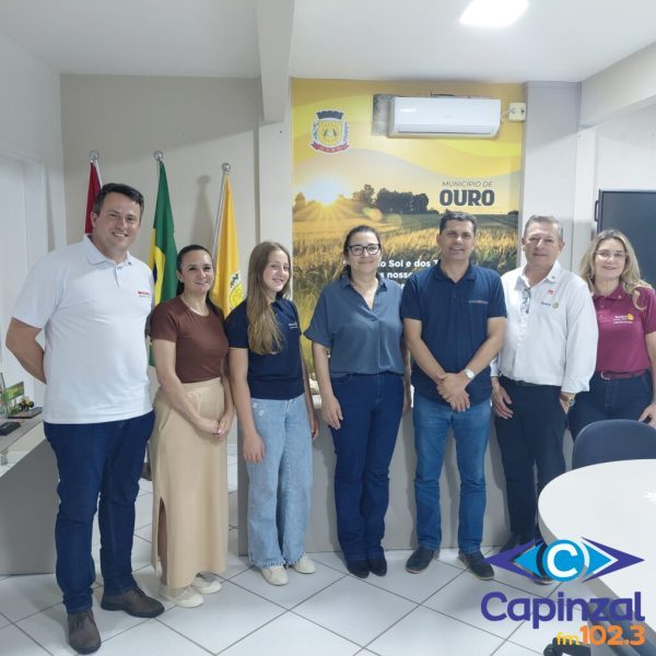 Prefeito Claudir Duarte recepciona o Governador Distrital do Rotary Club