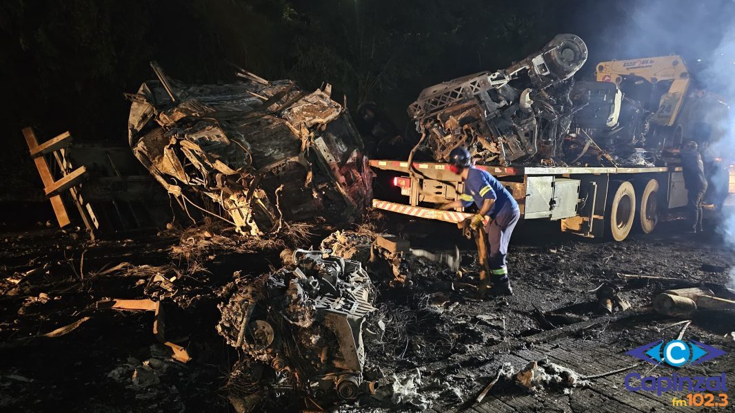 Carreta envolvida em acidente com morte na Serra de Capinzal transportava bobinas de aluzinco